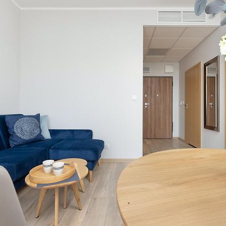 Business Center Apartments Warsaw Wola By Noclegi Renters Ngoại thất bức ảnh
