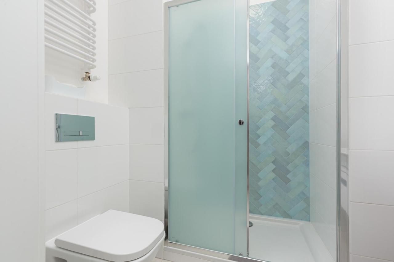 Business Center Apartments Warsaw Wola By Noclegi Renters Ngoại thất bức ảnh