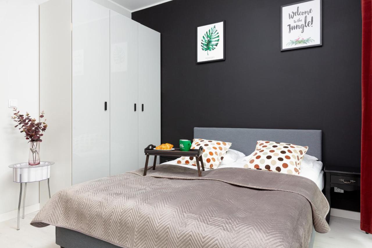 Business Center Apartments Warsaw Wola By Noclegi Renters Ngoại thất bức ảnh