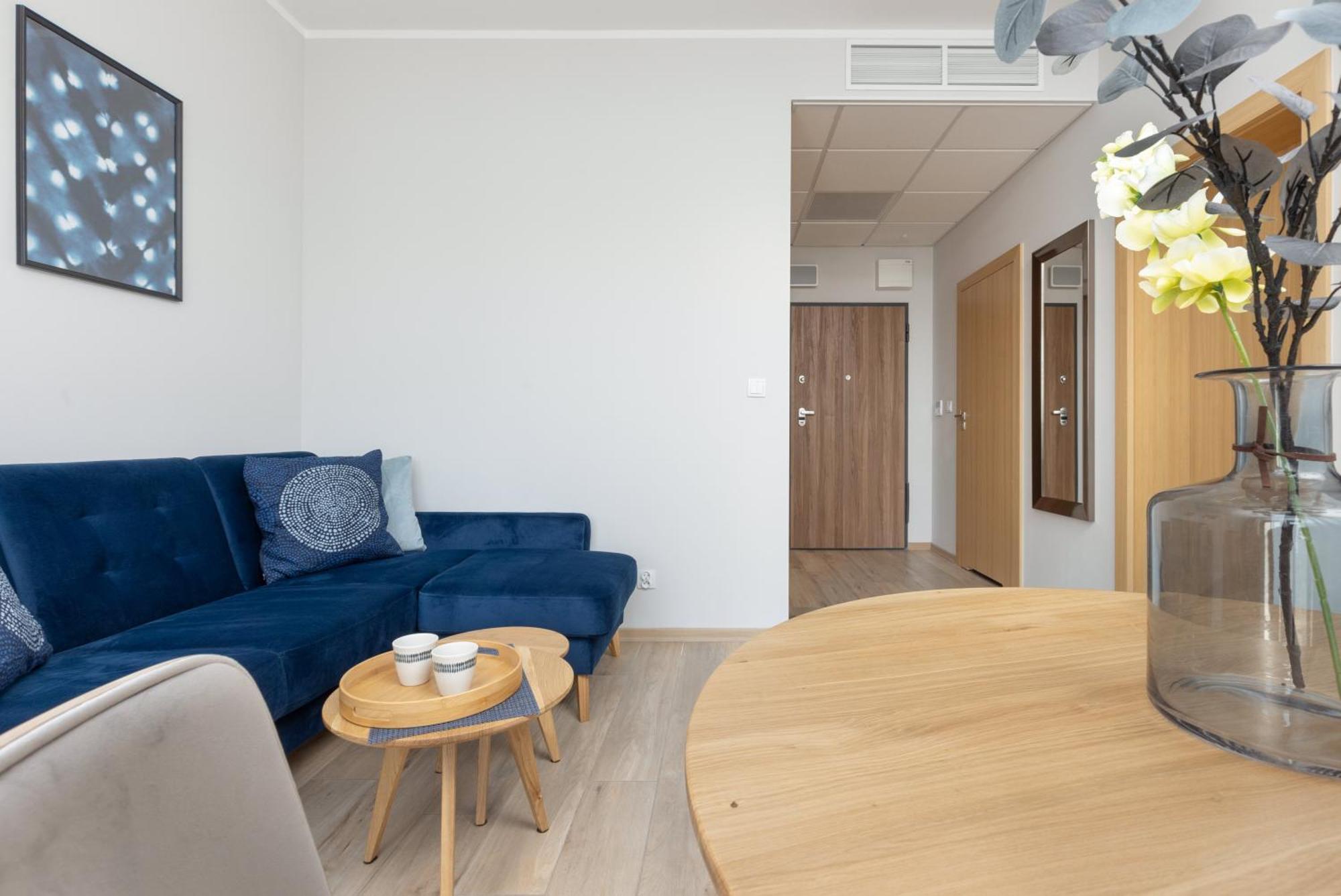 Business Center Apartments Warsaw Wola By Noclegi Renters Ngoại thất bức ảnh